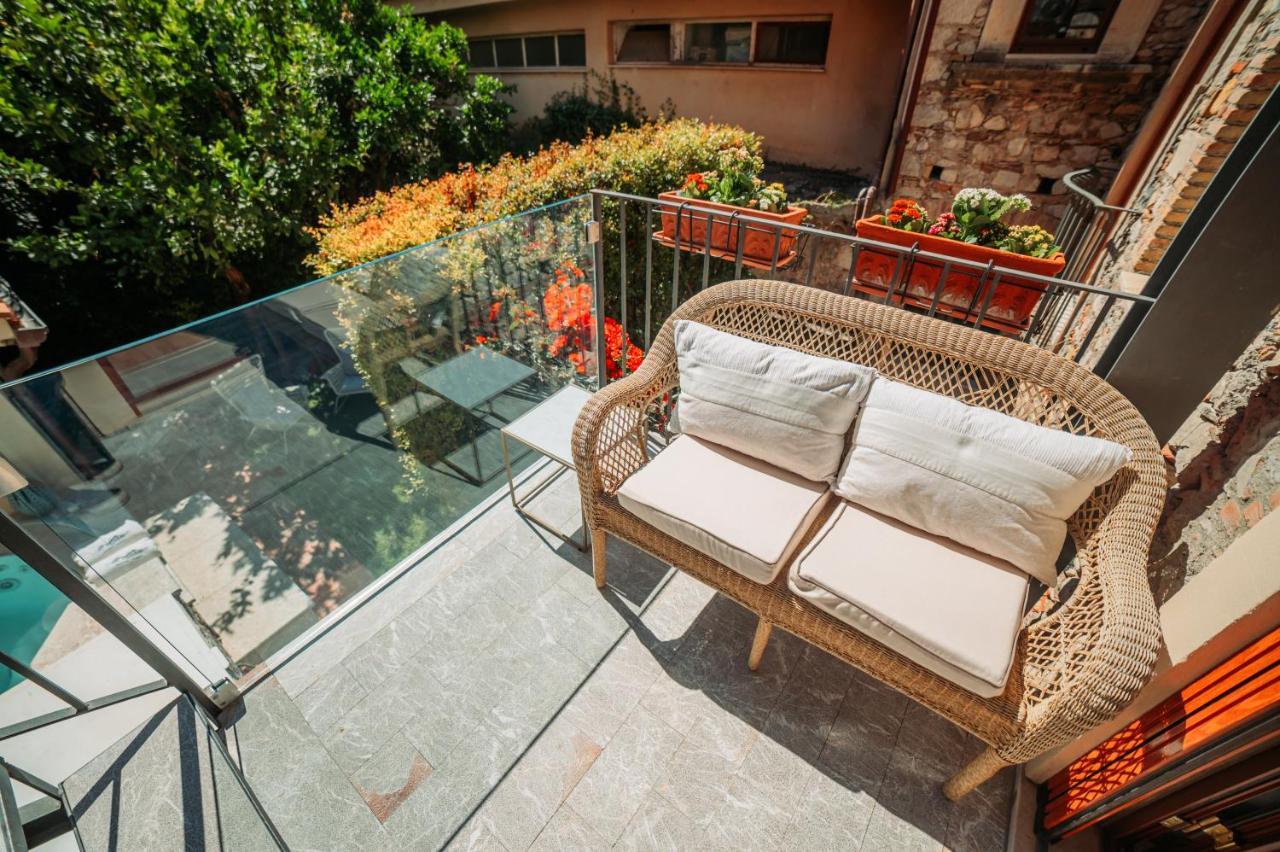 Private Villa At Villa Al Duomo 陶尔米纳 外观 照片