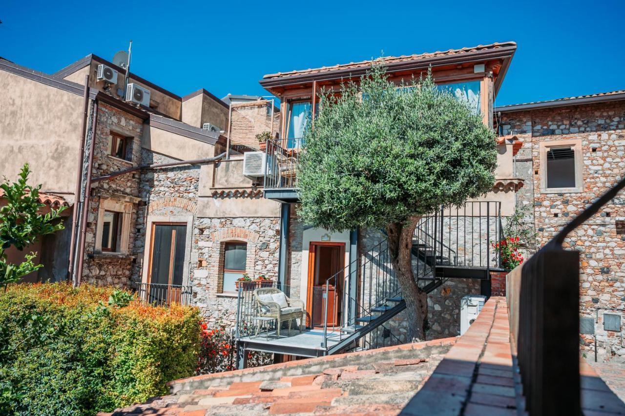 Private Villa At Villa Al Duomo 陶尔米纳 外观 照片