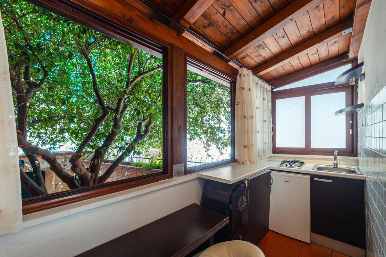 Private Villa At Villa Al Duomo 陶尔米纳 外观 照片